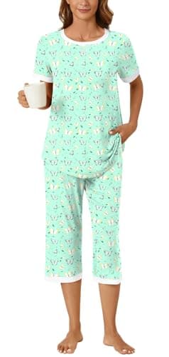 Bestbee Womens Pajama Set Plus Size, 2 Piece Lounge Outfits Sleepwear Short tops Capri Pants With Pockets Ladies Pjs, 3XL, Colorful Butterfly-green