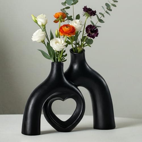 Liotww Matte Black Heart Shaped Ceramic Flower Vase