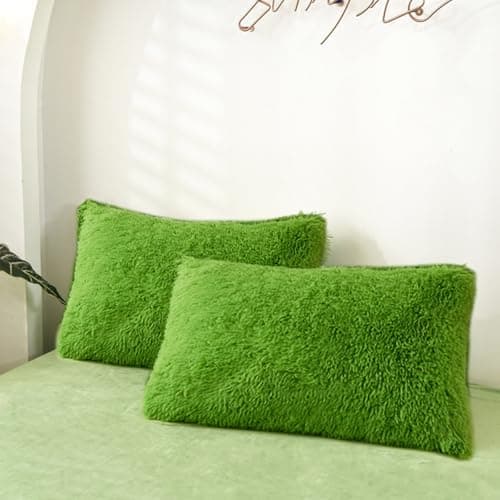 MorroMorn Decorative Pillows Covers, 2 Packs Faux Fur Pillow Cases, Luxury Shaggy Throw Pillowcase Cushion Shams with Zipper Closure Home Decor for Couch Sofa Bed Room (Green, King/Cali King)