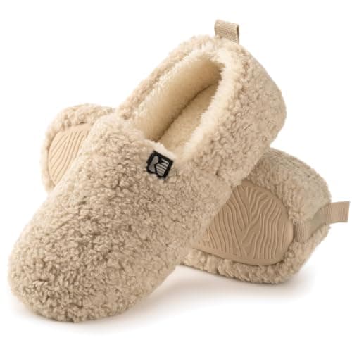 RockDove Women's Faux Shearling Closed Back Slipper,8, Beige