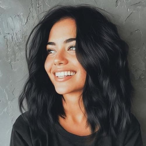 Uioxvn Black Short Wavy Wigs for Women Black Bob Wig Middle Part Lace Hairline Natural Looking Synthetic Heat Resistant Fiber Hair for Everyday Hairstyle 14Inch