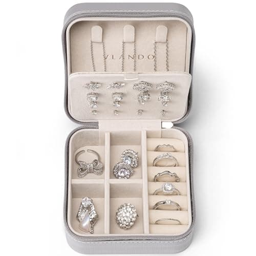 VLANDO Travel Jewelry Case, Small Travel Jewelry Organizer Box for Girls Women - Grey