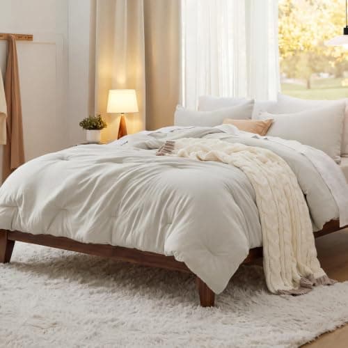 Bedsure Queen Comforter Set Prewashed Soft Bedding Set 3Pcs Beige 90"x90"