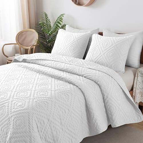 R.SHARE White Queen Size Quilt Bedding Sets with Pillow Shams, Boho Full Lightweight Soft Bedspread Coverlet, Quilted Blanket Thin Comforter Bed Cover for All Season, 3 Pieces, 90x90 inches