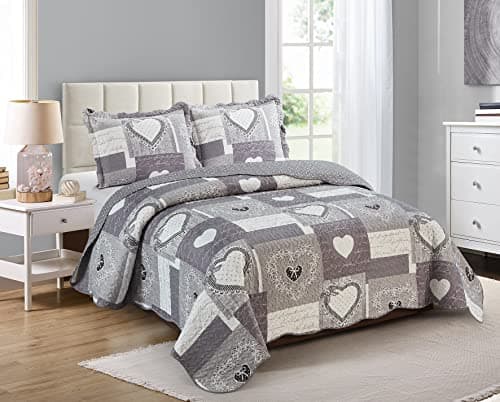 Brilliant Sunshine Grey Heart Love Patchwork Quilt Set, Full/Queen Size