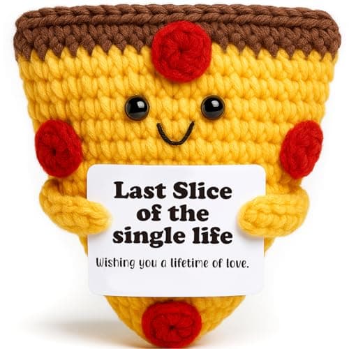 Mini Engagement Gifts for Couples, Him, Her, Single Life Handmade Crochet Pizza for Bride-To-Be, Groom-To-Be, Funny Bridal Shower & Wedding Shower Bachelorette Party Decor Gift for Women Men