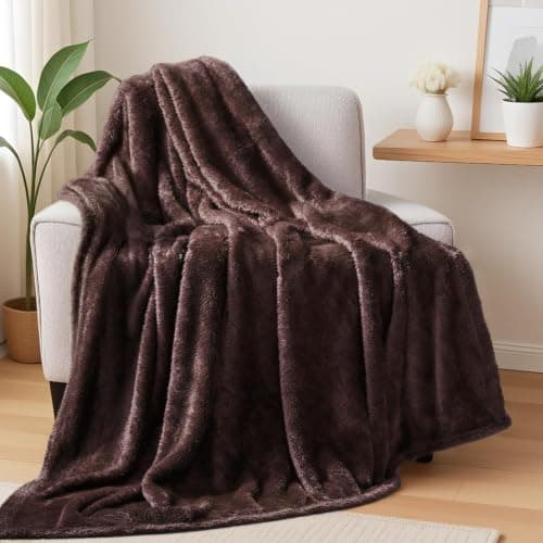 Exclusivo Mezcla Fuzzy Large Fleece Throw Blanket for Couch, Coffee
