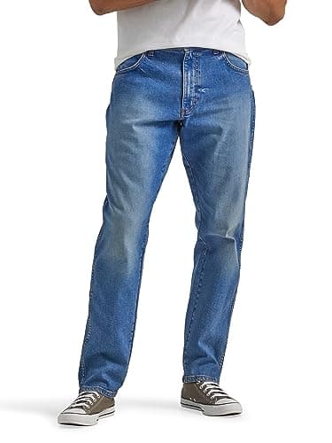 Wrangler Men's Relaxed Fit Taper Jean, Seventeen, 33W x 34L